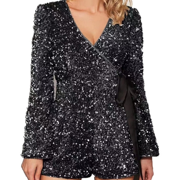 Extro & Vert Black Sequin Romper – Size S, Party-Ready - Picture 5 of 5